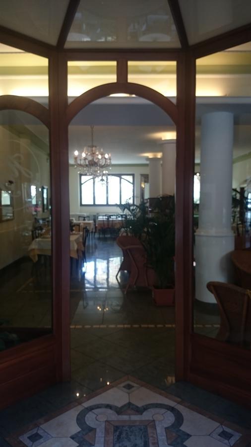Hotel Pescetto Албенга Екстериор снимка