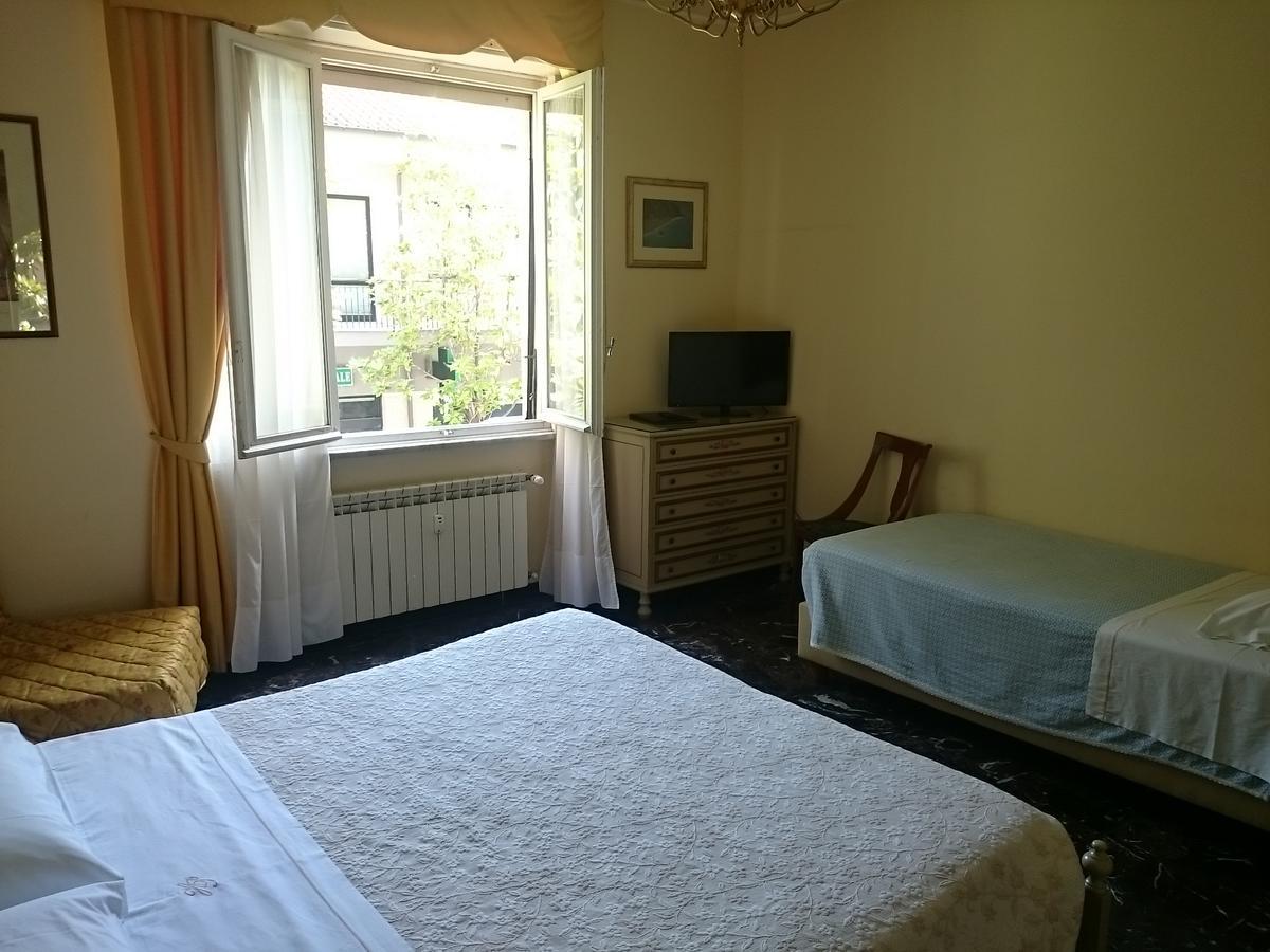 Hotel Pescetto Албенга Екстериор снимка